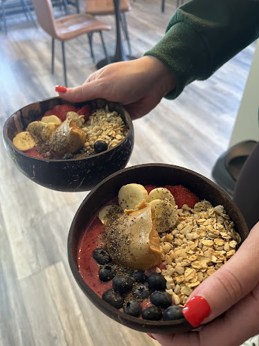 Opinii despre Café Raw în Omagh - Hospitality and gastronomy