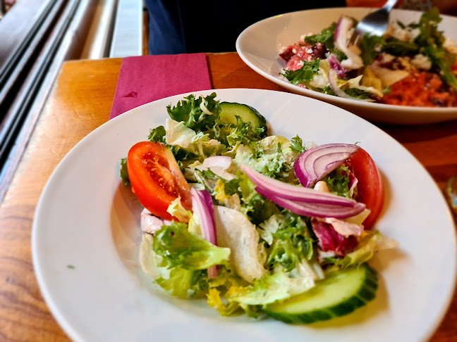 Piazza Firenze - Leatherhead - Hospitality and gastronomy