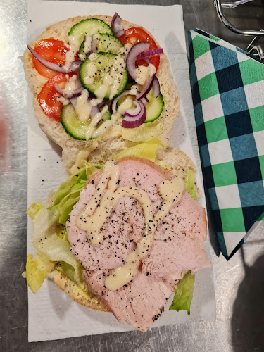 4 S Queen St, Morley, Leeds LS27 9EW