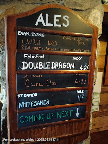 Comentarii opinii despre The Bishops