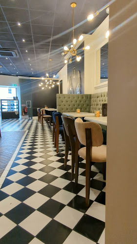 Benjamin’s - Hospitality and gastronomy