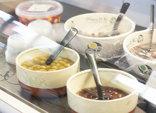 Comentarii opinii despre Deli & Dine