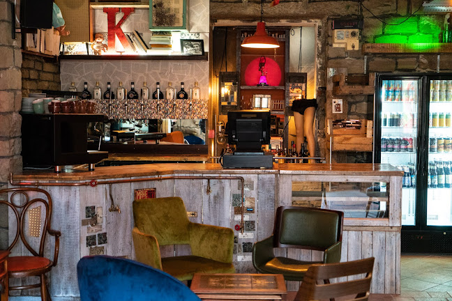 37-39 Queensgate, Huddersfield HD1 2RD