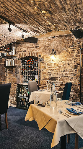 Le Caveau Restaurant