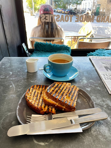 61 Amwell St, London EC1R 1UR