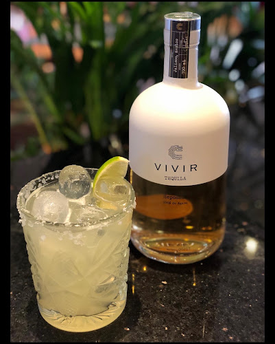 52-54 The Broadway, Haywards Heath RH16 3AL, United Kingdom