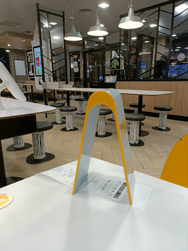 McDonald's - Hospitality and gastronomy