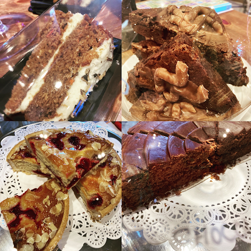 3 Huddersfield Rd, Meltham, Holmfirth HD9 4NJ, United Kingdom