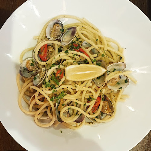 Oxford House, 35-36 Oxford St, Southampton SO14 3DS, United Kingdom