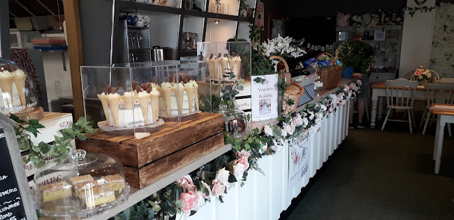 Vintage Tearoom - Hospitality and gastronomy