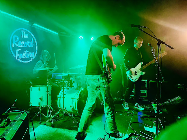 Comentarii opinii despre The Record Factory