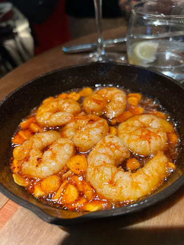 Comentarii opinii despre Pluma