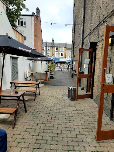 The Capitol - JD Wetherspoon - Hospitality and gastronomy