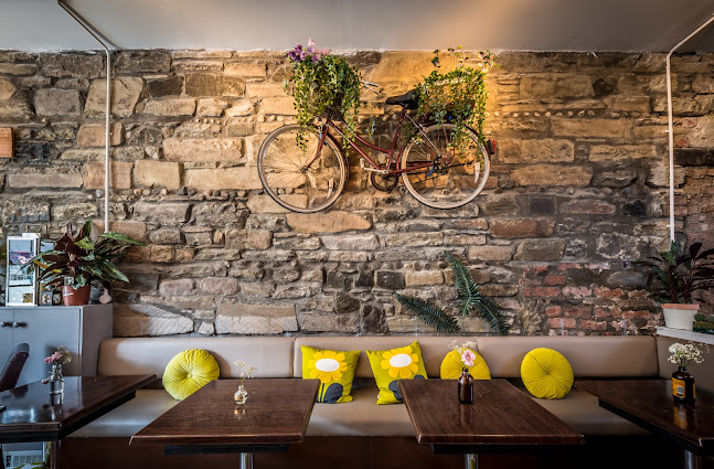 Sweetpea Cafe - Hospitality and gastronomy