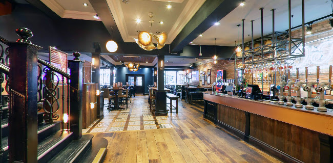 Oneills Grand Central Glasgow - Hospitality and gastronomy