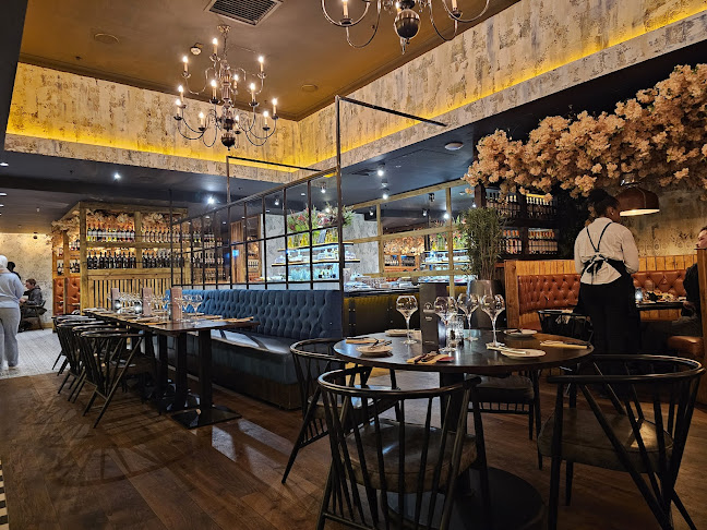 The Light, 22 The Headrow, Leeds LS1 8TL, United Kingdom