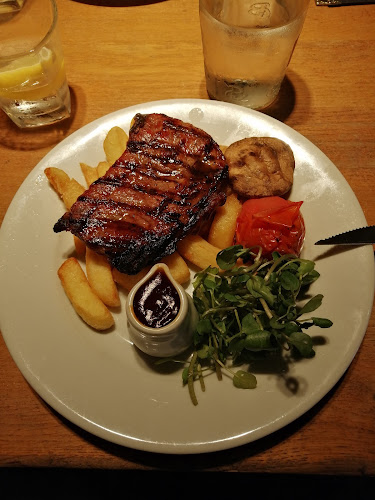 The Duchess of Cambridge Pub - Hospitality and gastronomy