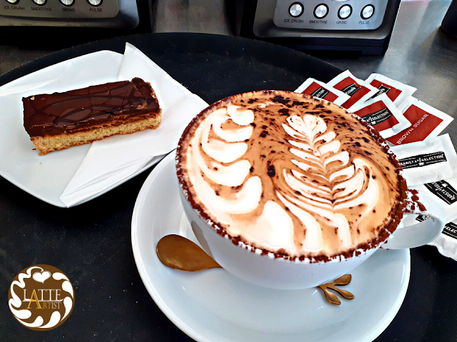 Latte Artist - Coffee Shop - Bedworth