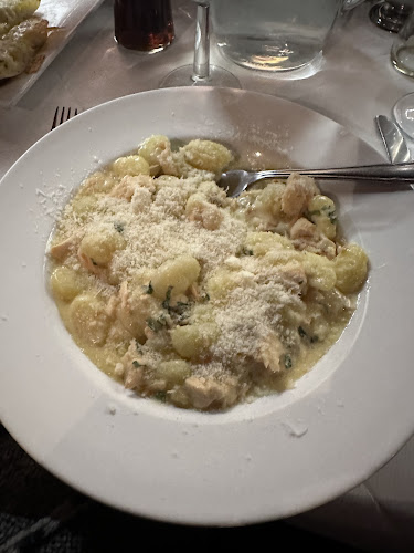 Giovanni's Restaurant - Cardiff