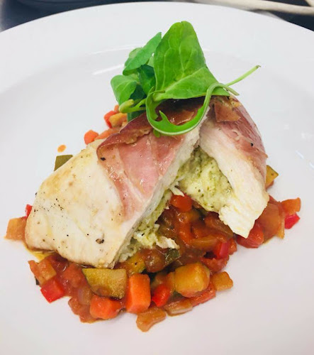 Bon Appetit - Hospitality and gastronomy