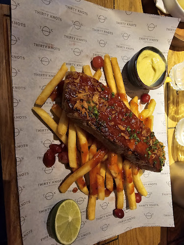 Thirty Knots - Hospitality and gastronomy