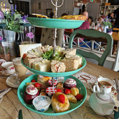 The Vanilla Pod Coffee Bar - Hospitality and gastronomy