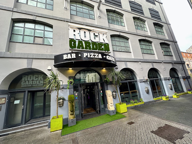 Comentarii opinii despre Rock Garden Cafe Bar