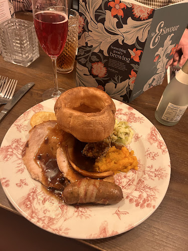 Chester High Rd, Neston CH64 7TA, United Kingdom