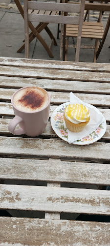 Opinii despre Crumbs Cupcakery în York - Hospitality and gastronomy