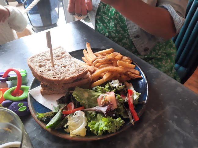 The George Bar & Grill