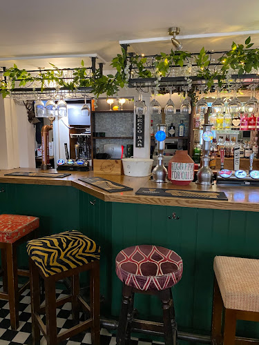 Comentarii opinii despre Ossory Arms