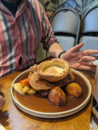 The Moderation - Hospitality and gastronomy