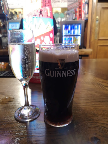 Comentarii opinii despre Committee Room No.9