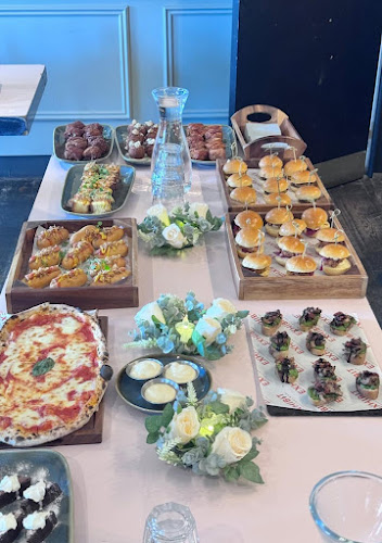 Opinii despre The Exhibit în London - Hospitality and gastronomy