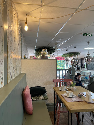 77 Hill Rd, Clevedon BS21 7PL, United Kingdom