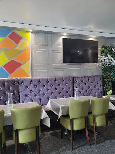 365 London Rd, Westcliff-on-Sea, Southend-on-Sea, Westcliff-on-Sea SS0 7HT, United Kingdom