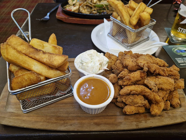 272 Hunts Pond Rd, Park Gate, Fareham PO14 4PF, United Kingdom