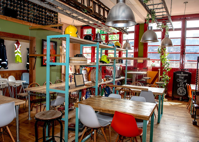 Comentarii opinii despre The Old Fire Station, Warminster