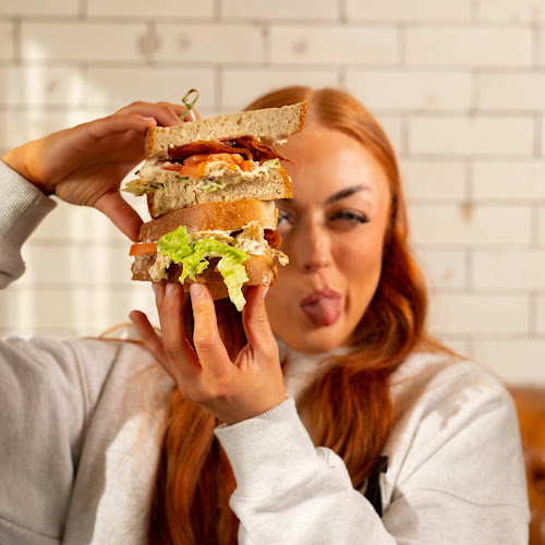 Opinii despre Revolution Leeds - Call Lane în Leeds - Hospitality and gastronomy