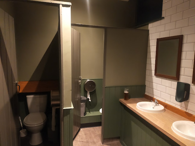 117 Silkstone Rd, Sheffield S12 4RP, United Kingdom