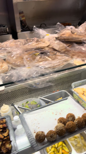 Opinii despre Baalbakis Restaurant în London - Hospitality and gastronomy