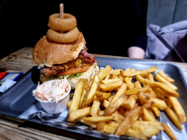 Liquor & Loaded - Hospitality and gastronomy