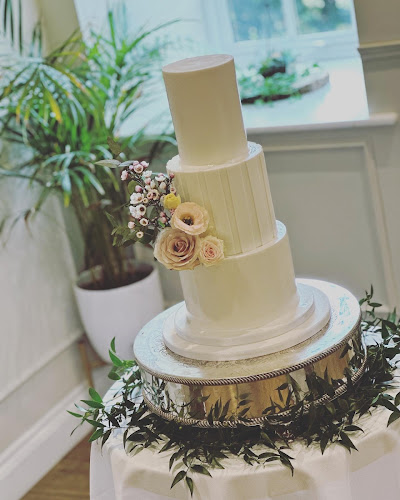 Comentarii opinii despre Luscious Lovelies Cakes