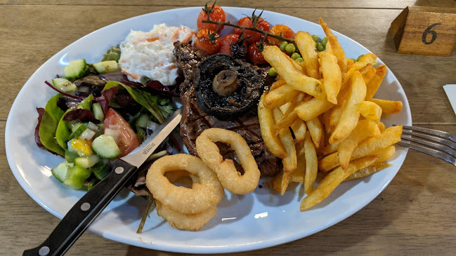 The Travellers Rest - Stoke-on-Trent