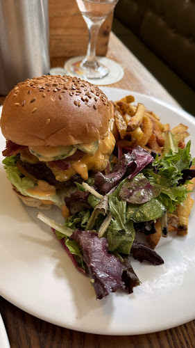 Comentarii opinii despre The Bank Tavern