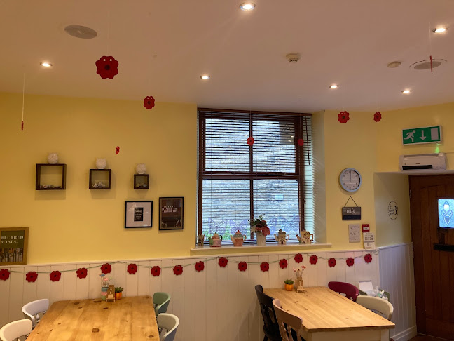 Number 3 Tea Room (Saddleworth Tea) - Hospitality and gastronomy