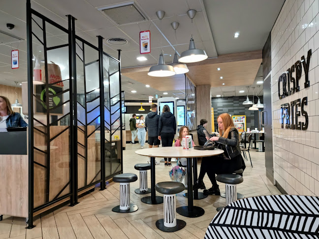 McDonald's Kendal - Hospitality and gastronomy