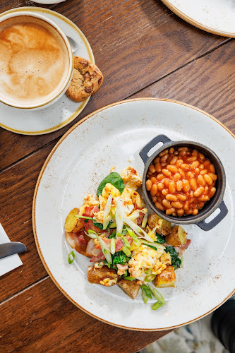 Hinderton Arms - Hospitality and gastronomy