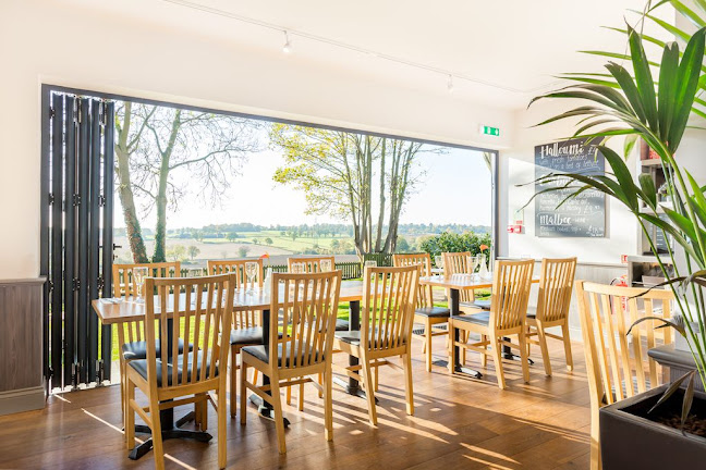 Crossoaks Ln, Potters Bar EN6 3LH, United Kingdom