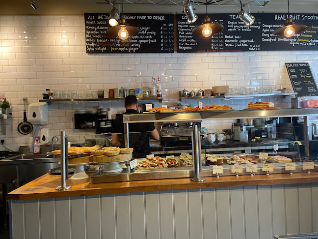 359 Ballards Ln, London N12 8LJ, United Kingdom